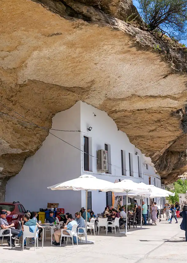 Setenil de las Bodegas